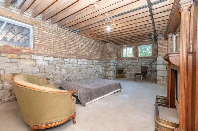 2329 N Geneva Terrace   60614 60614-unit#Garden-Chicago-IL