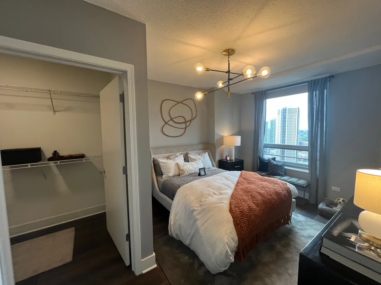 300 S Canal St   60606 60606-unit#1412-Chicago-IL