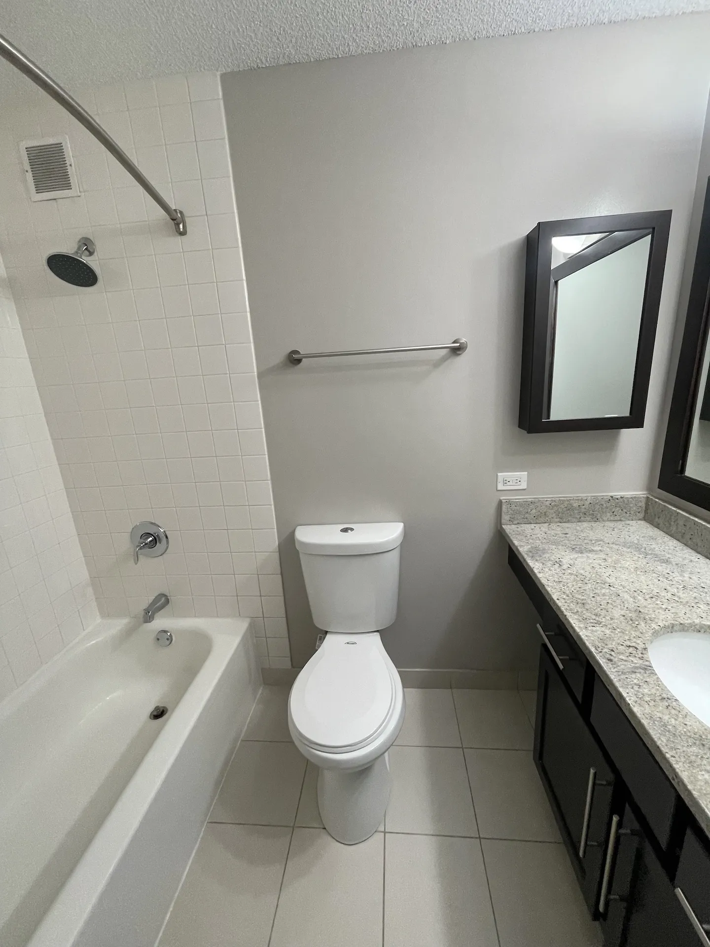 77 W Huron St   60654 60654-unit#1514-Chicago-IL