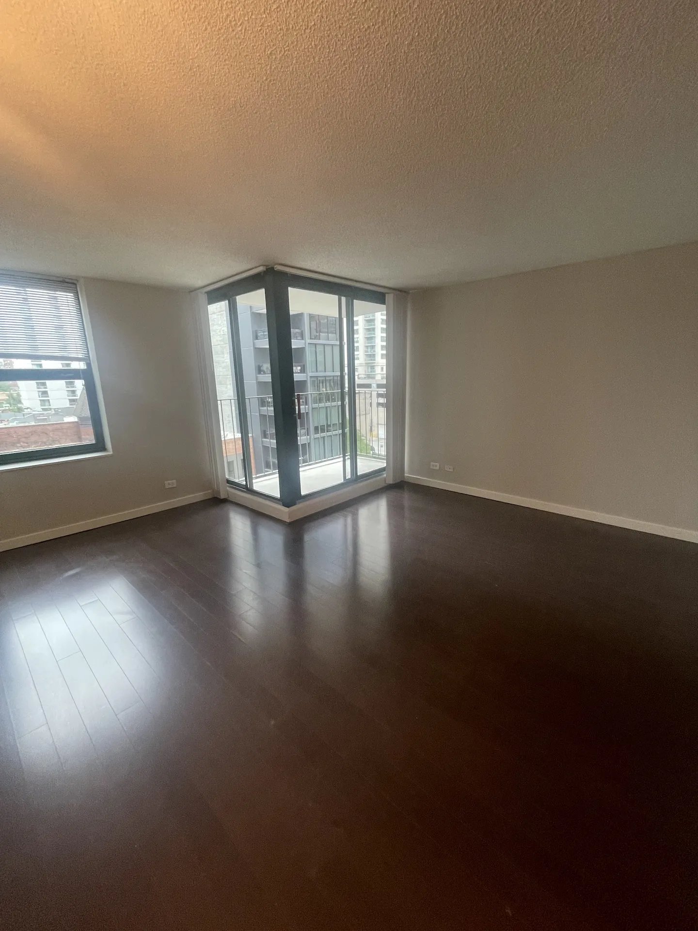 77 W Huron St   60654 60654-unit#1313-Chicago-IL