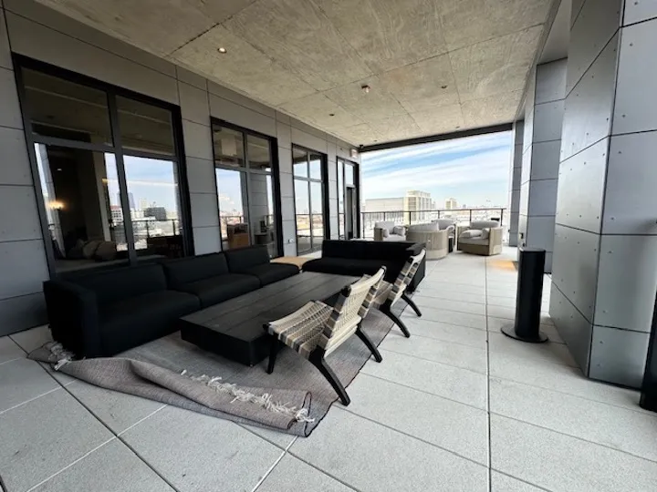 150 N Ashland Ave 60607 60607-unit#617-Chicago-IL