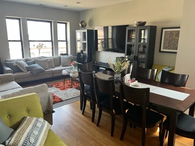 3253 W Lawrence Ave 60625 60625-The Lawrence Spaulding-unit#3D-Chicago-IL