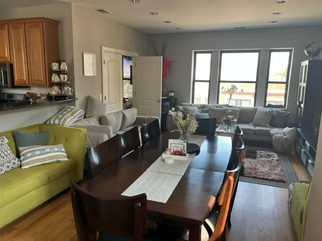 3253 W Lawrence Ave 60625 60625-The Lawrence Spaulding-unit#3D-Chicago-IL