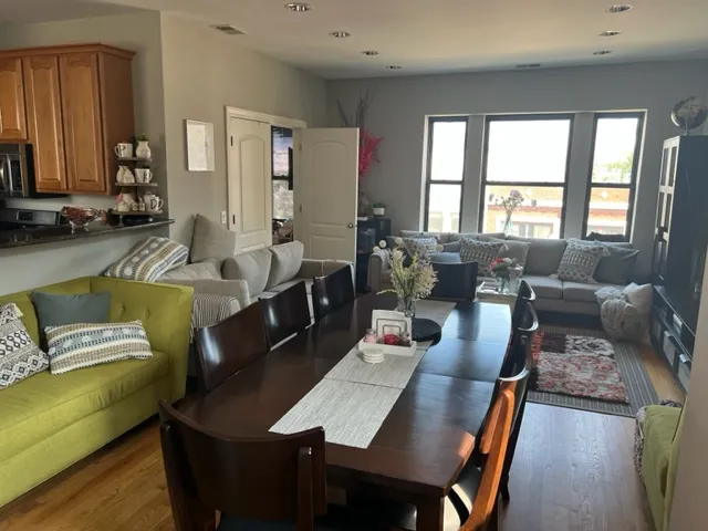3253 W Lawrence Ave 60625 60625-The Lawrence Spaulding-unit#3D-Chicago-IL