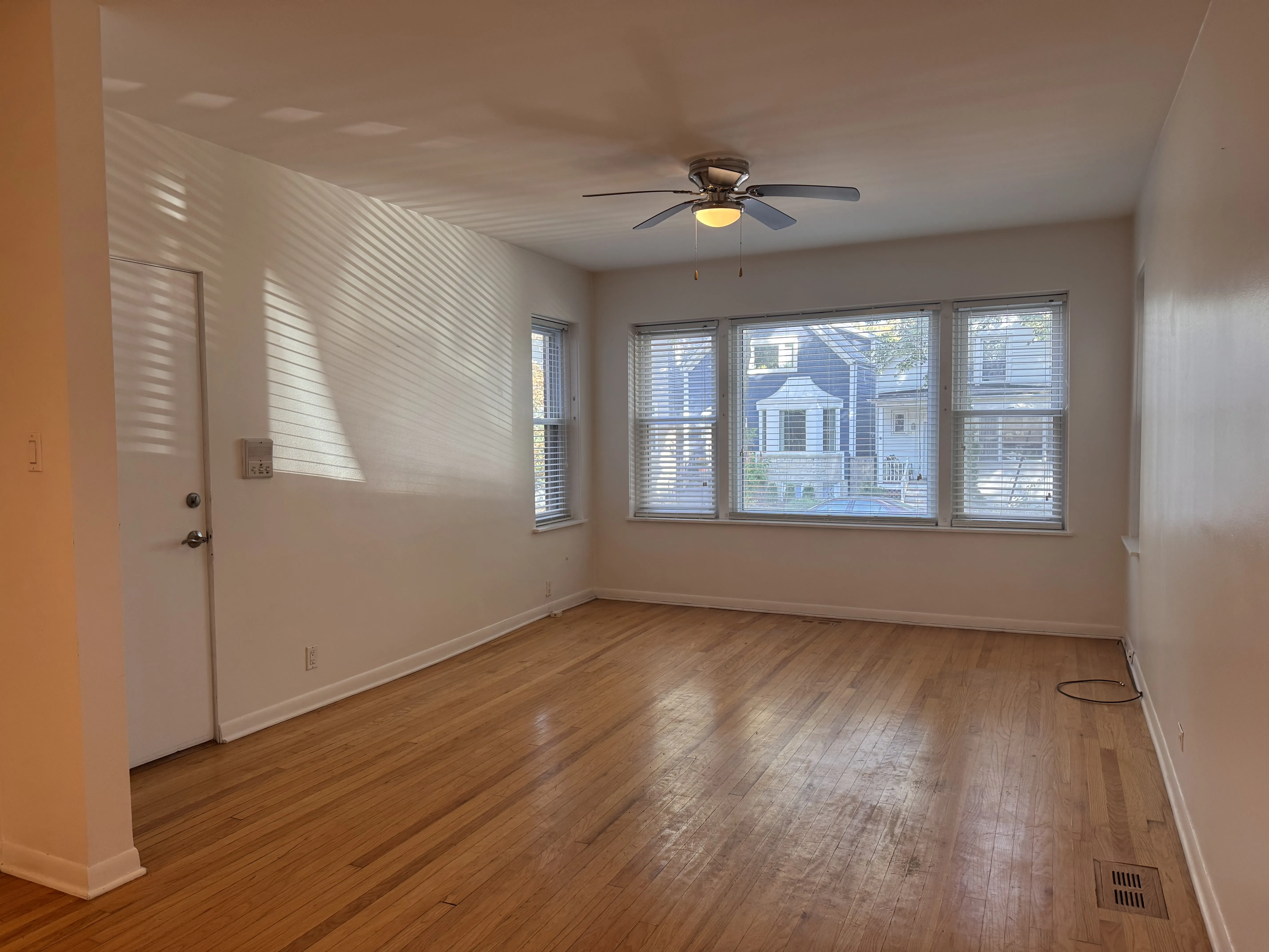 3834 N Hermitage Ave   60613 60613-unit#1-Chicago-IL
