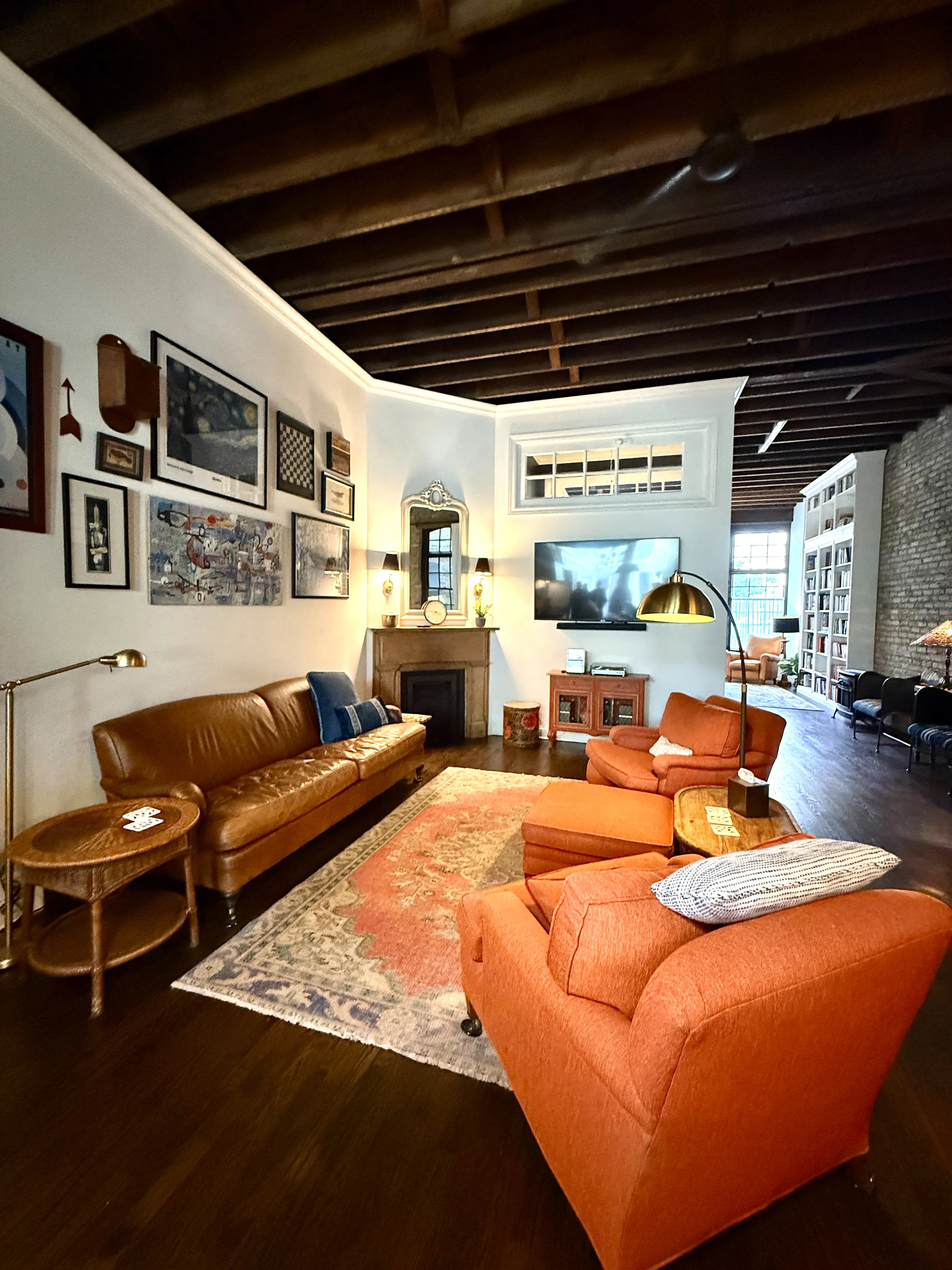 1917 W Belmont Ave   60657 60657-1917 w belmont-unit#1stfloor-Chicago-IL