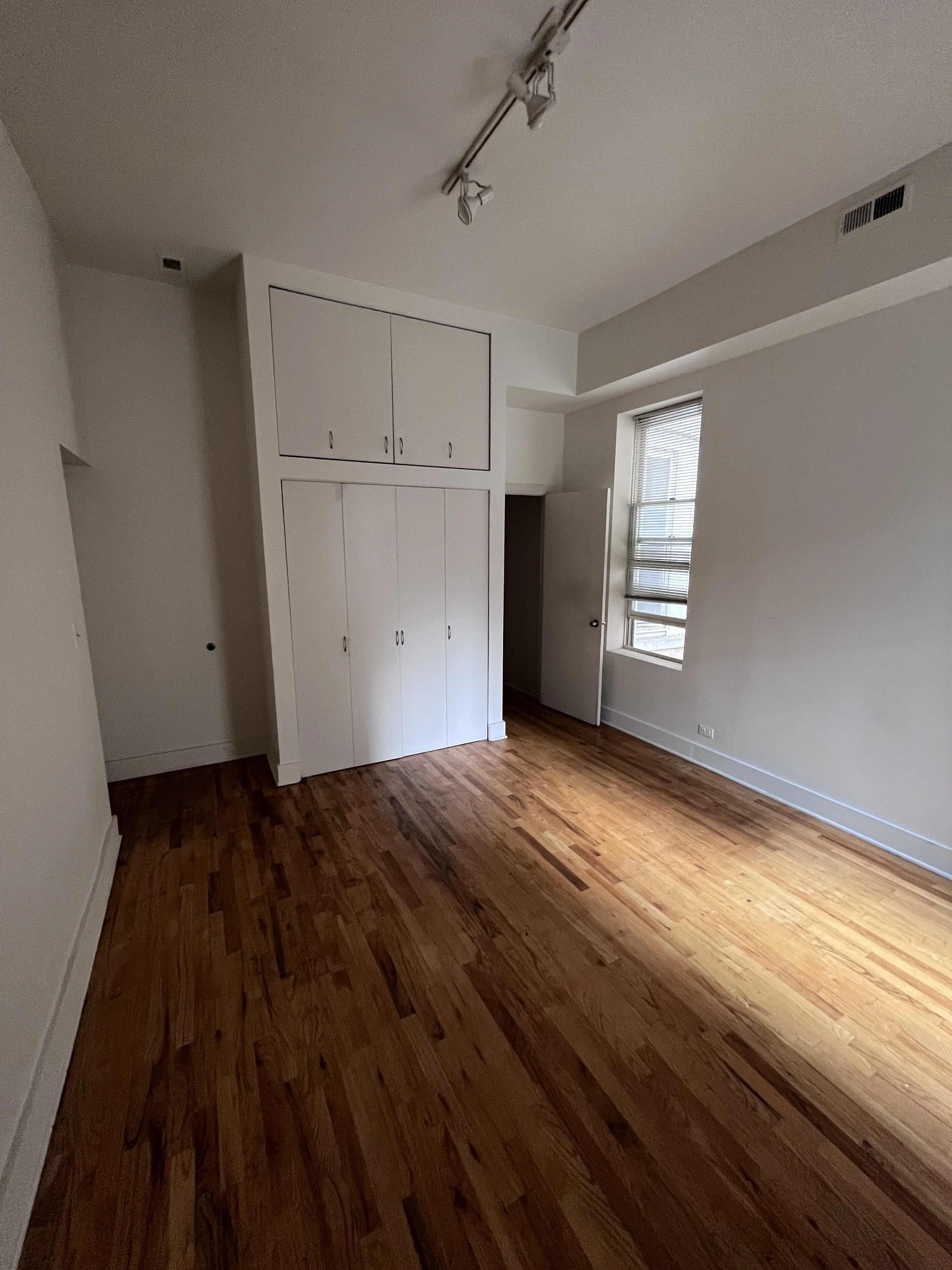 9 E Superior St   60611 60611-unit#301-Chicago-IL
