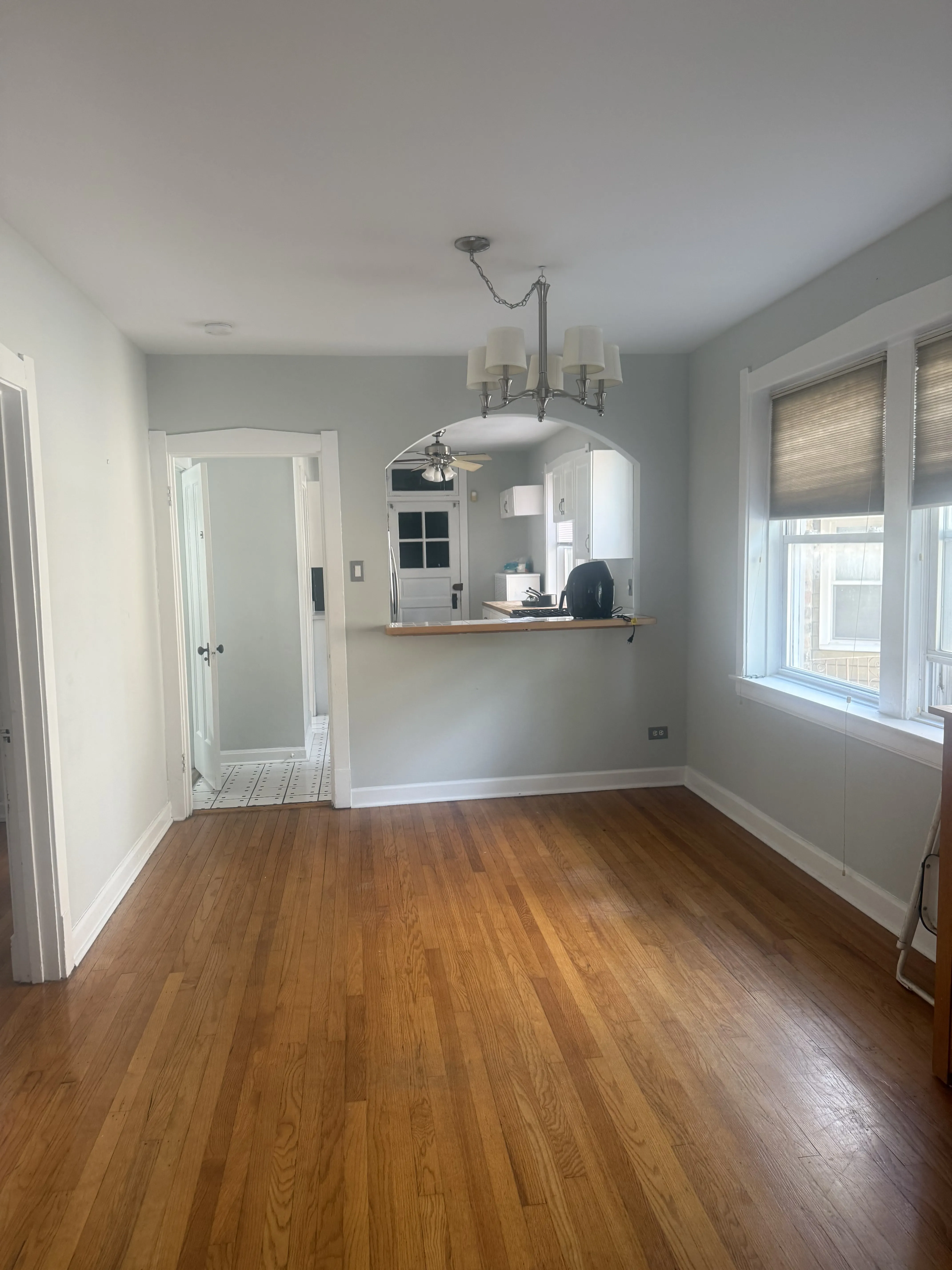 2145 N Southport Ave 60614 60614-Chicago-IL