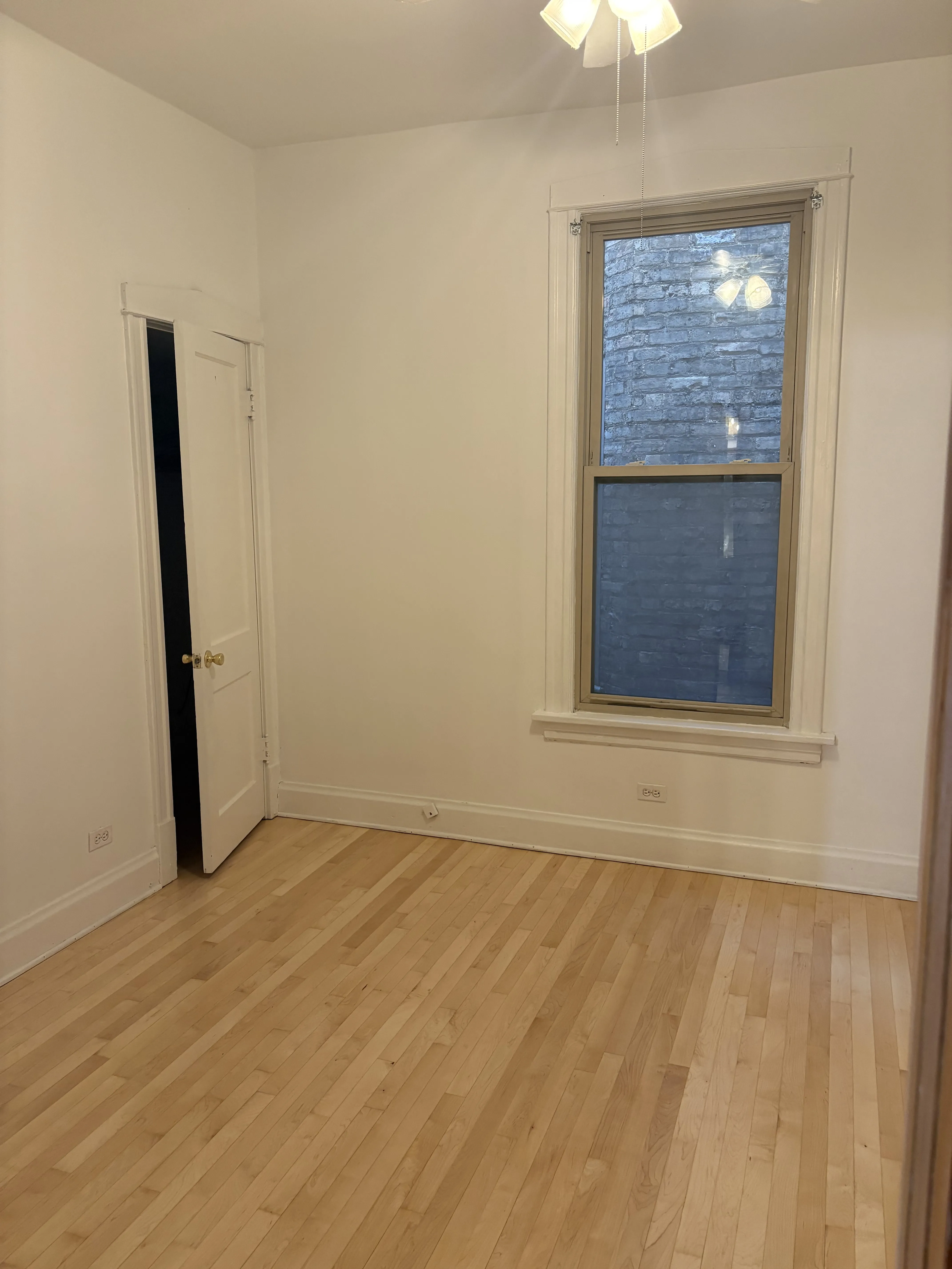 3555 N Southport Ave   60657 60657-Chicago-IL