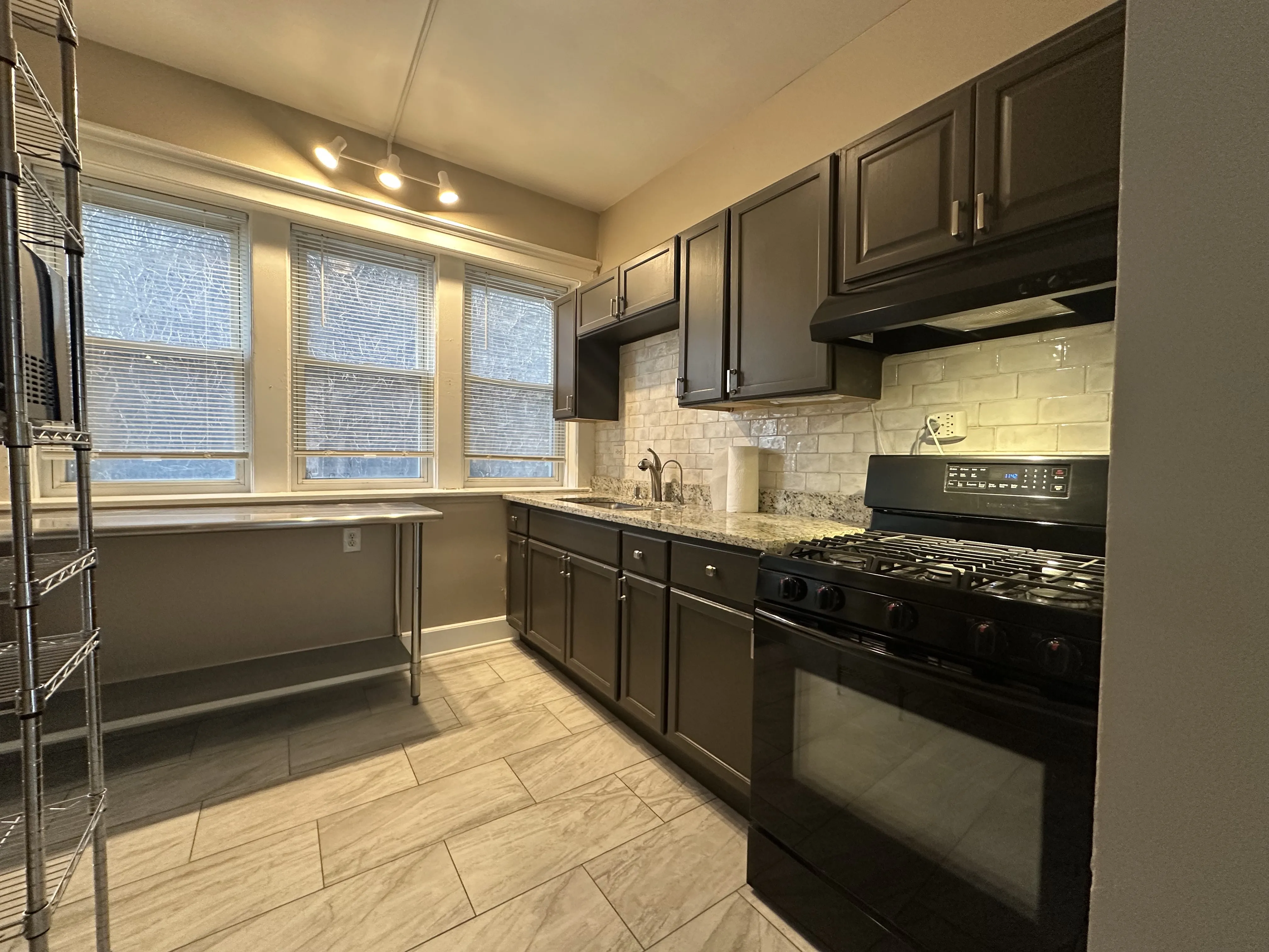 4918 N Troy St 60625 60625-Chicago-IL