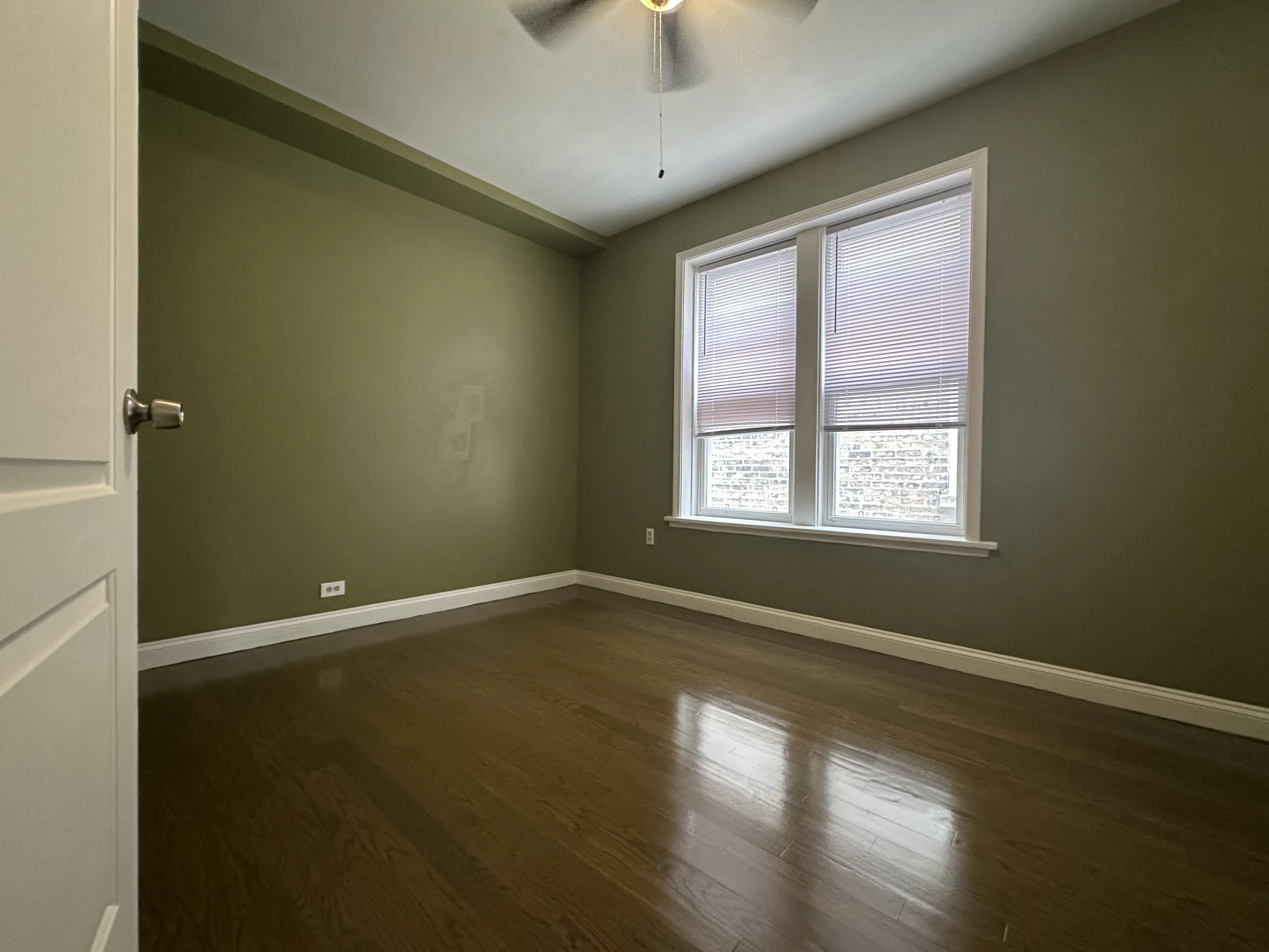 4918 N Troy St 60625 60625-Chicago-IL