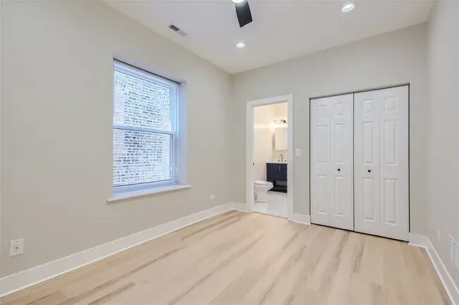 4908 N Rockwell St   60625 60625-unit#2-Chicago-IL