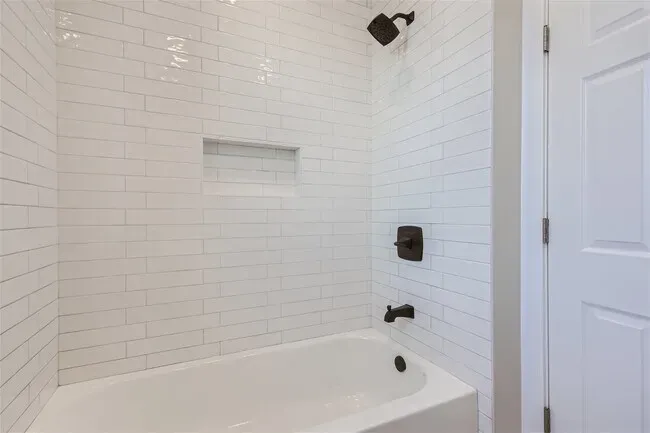 4908 N Rockwell St   60625 60625-unit#2-Chicago-IL