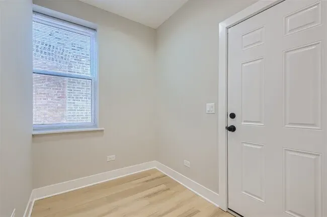 4908 N Rockwell St   60625 60625-unit#2-Chicago-IL