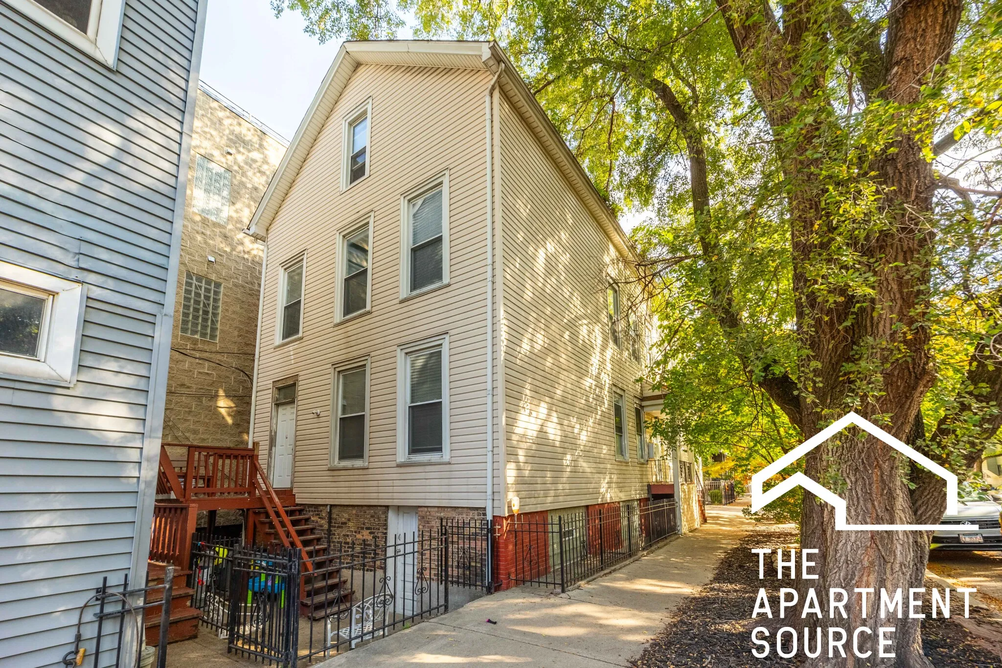 2301 N Leavitt St   60647 60647-unit#C2-Chicago-IL
