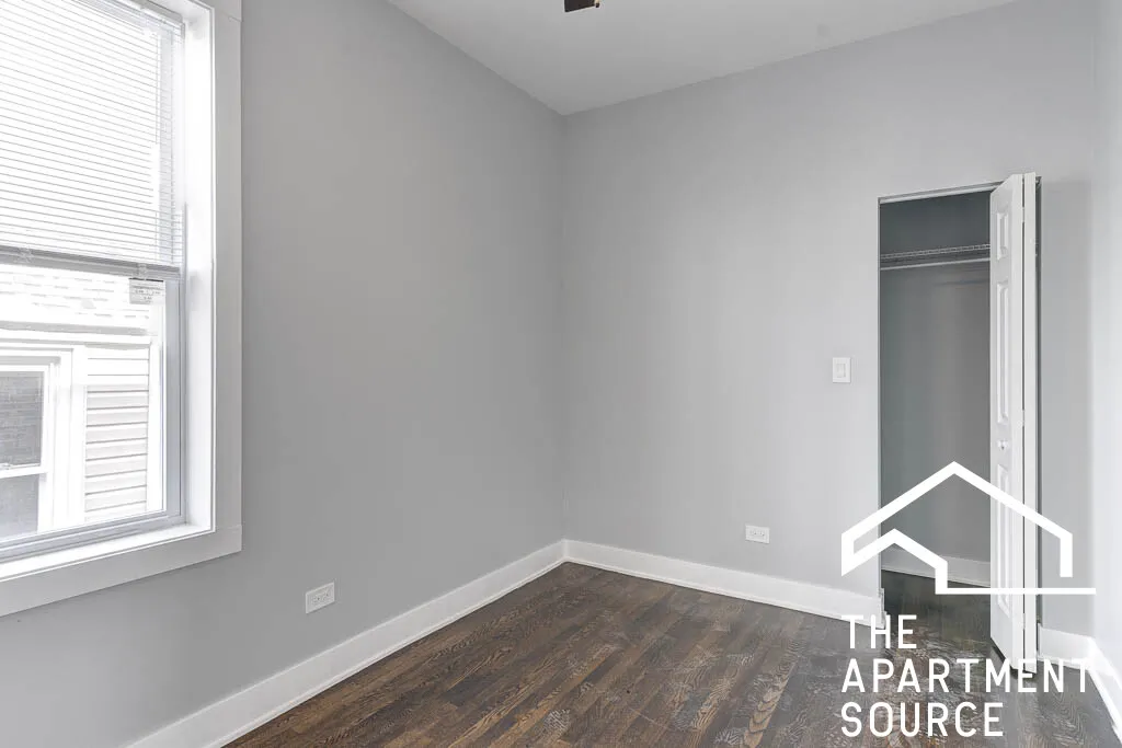 2935 N Lawndale Ave   60618 60618-unit#3-Chicago-IL