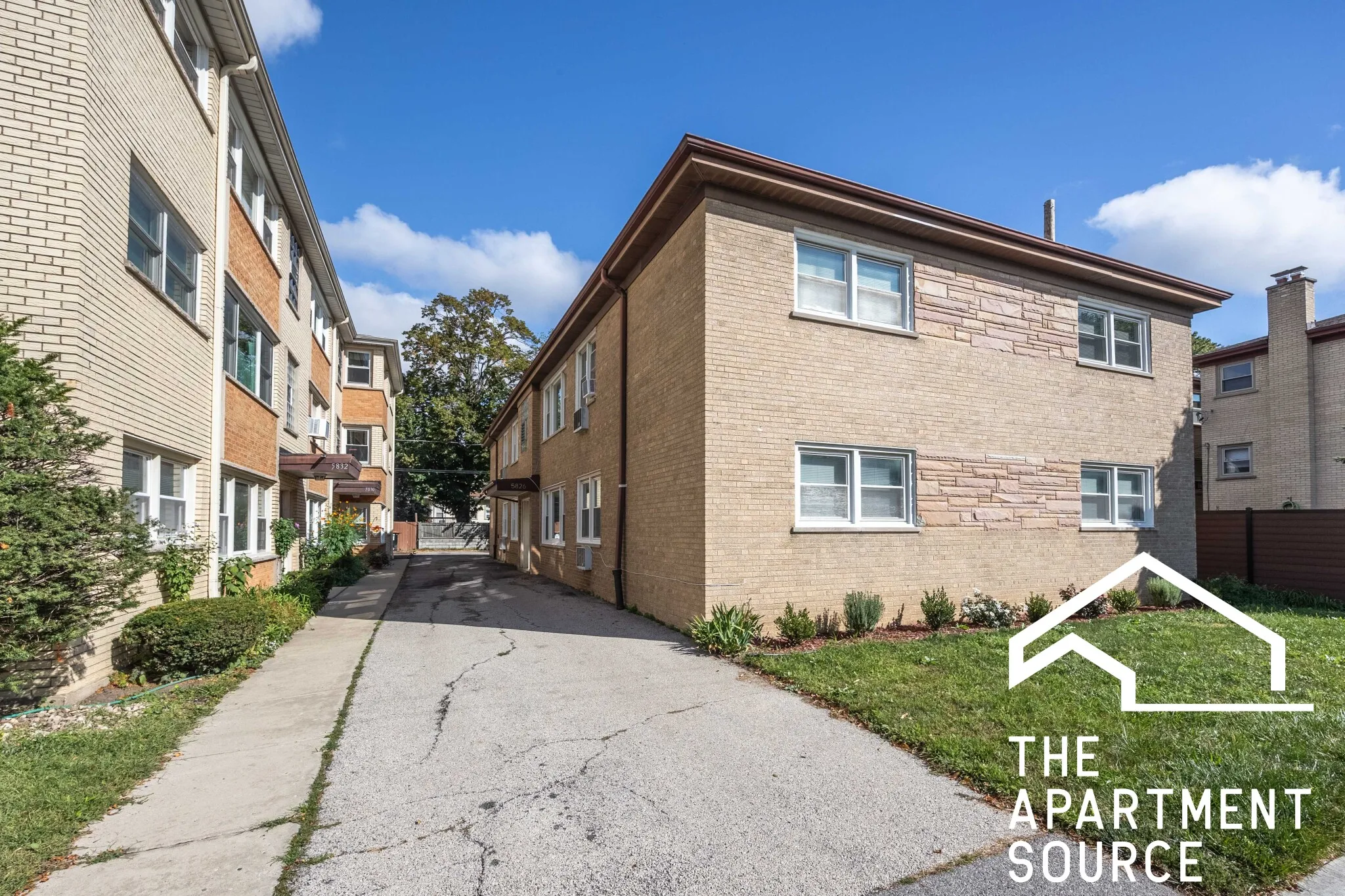 5824 W Lawrence Ave 60630 60630-unit#2SE-Chicago-IL
