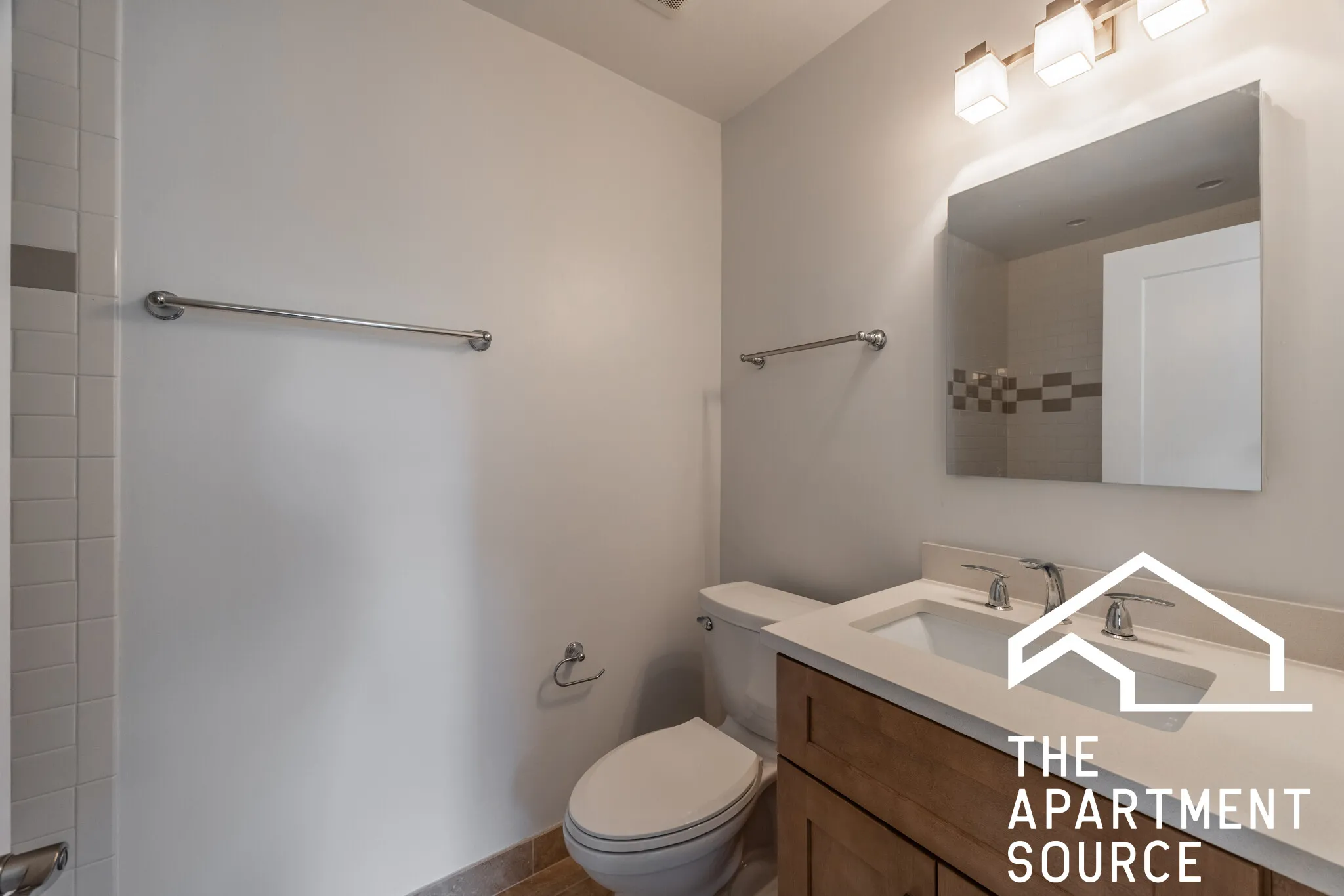 5824 W Lawrence Ave 60630 60630-unit#2SE-Chicago-IL