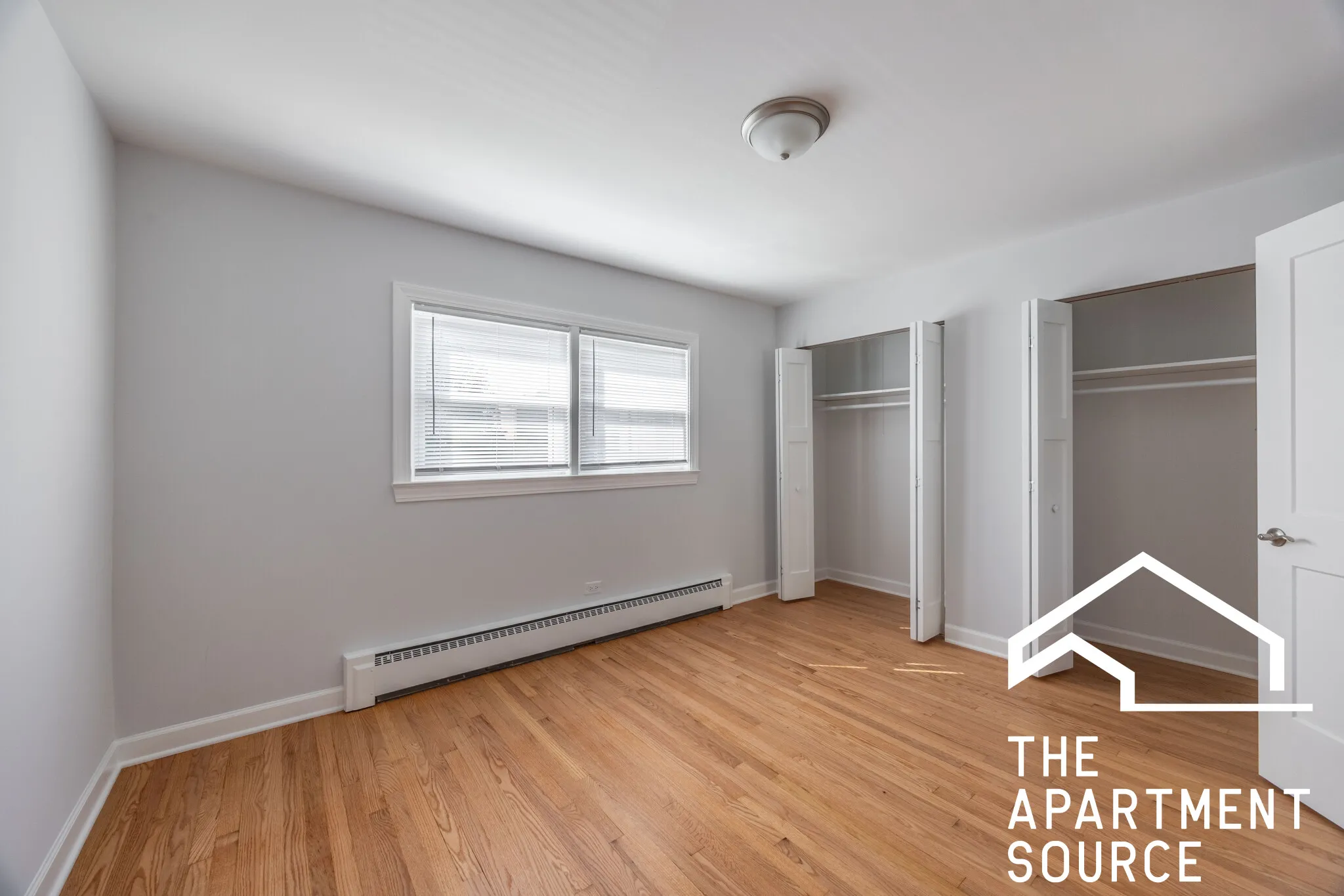 5824 W Lawrence Ave 60630 60630-unit#2SE-Chicago-IL