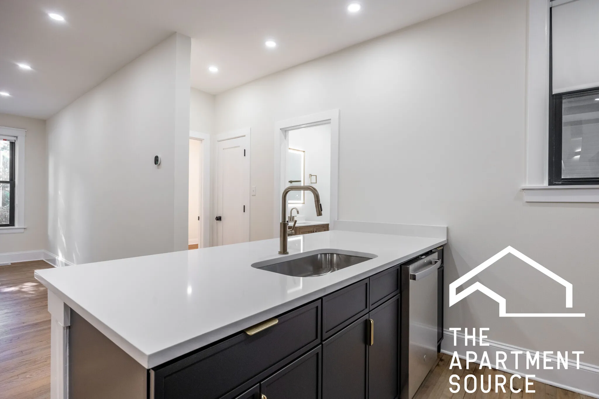 4636 N Hamilton Ave 60625 60625-unit#1S-Chicago-IL