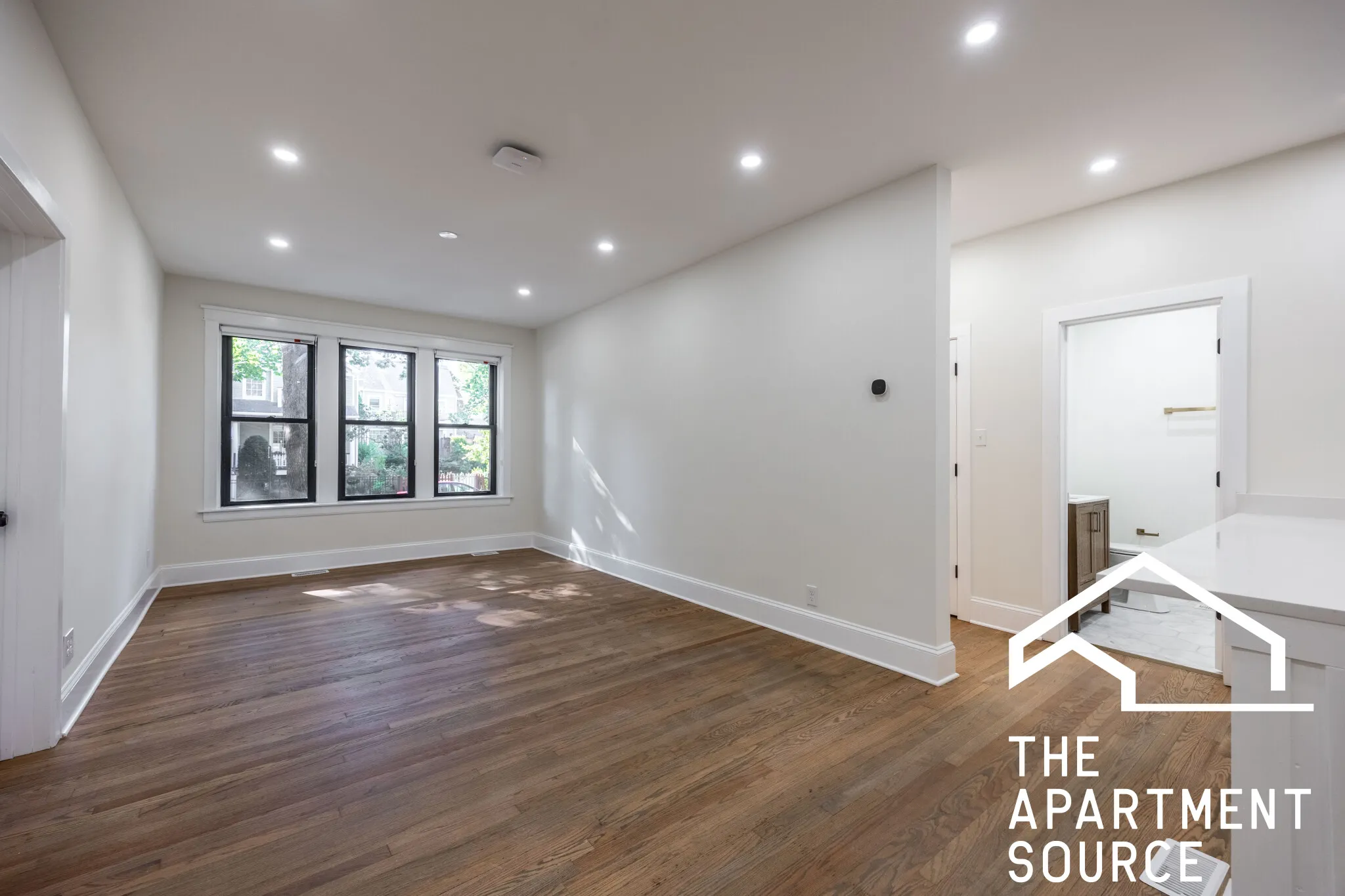 4636 N Hamilton Ave 60625 60625-unit#1S-Chicago-IL