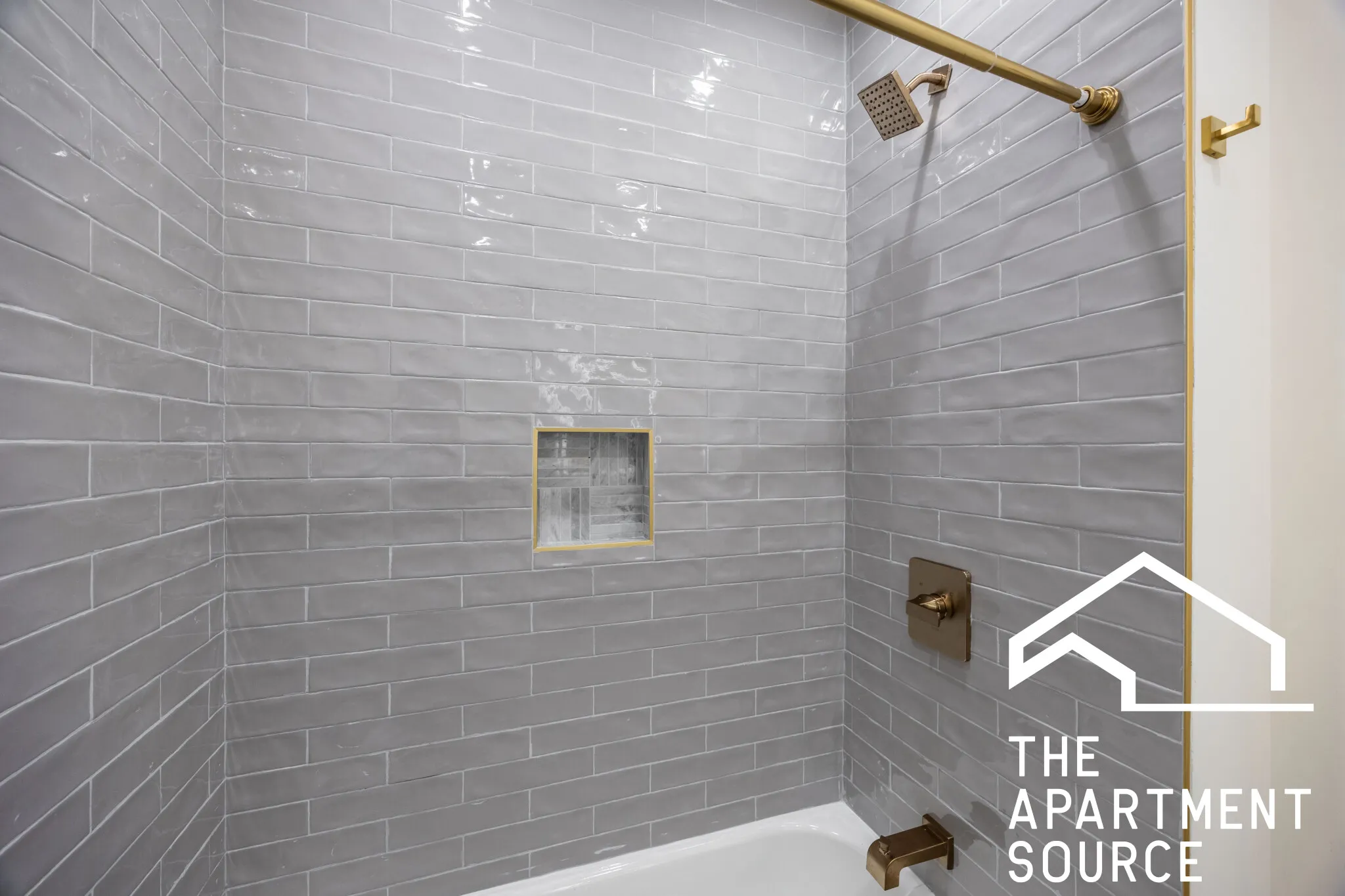 4636 N Hamilton Ave 60625 60625-unit#1S-Chicago-IL