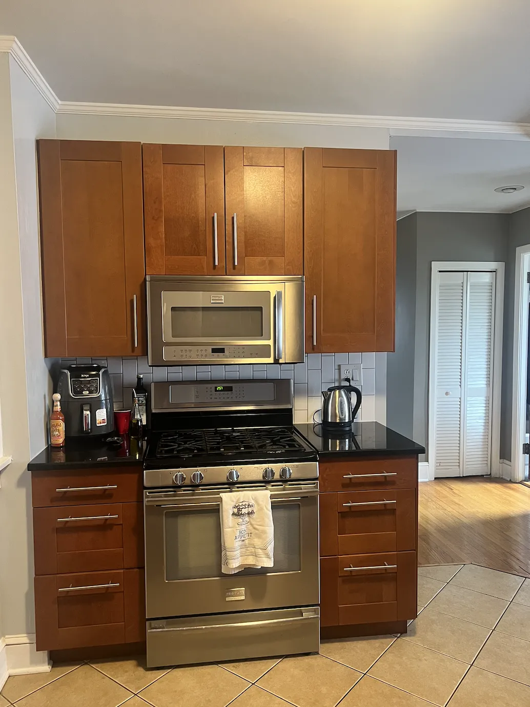 920 W Waveland Ave   60613 60613-unit#3-Chicago-IL