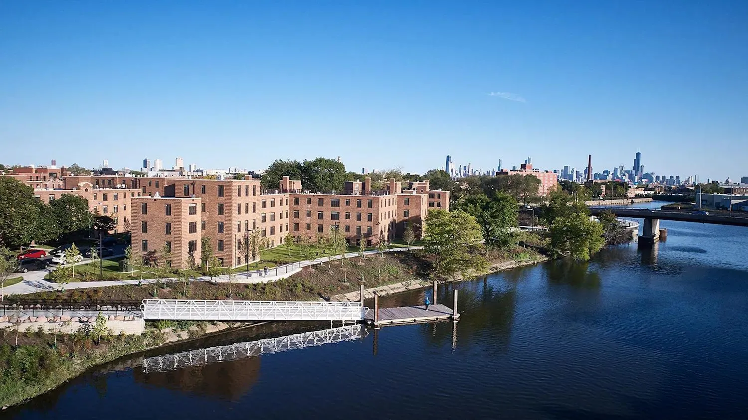 2755 N Hoyne Ave 60647 60647-Lathroop-unit#102-Chicago-IL