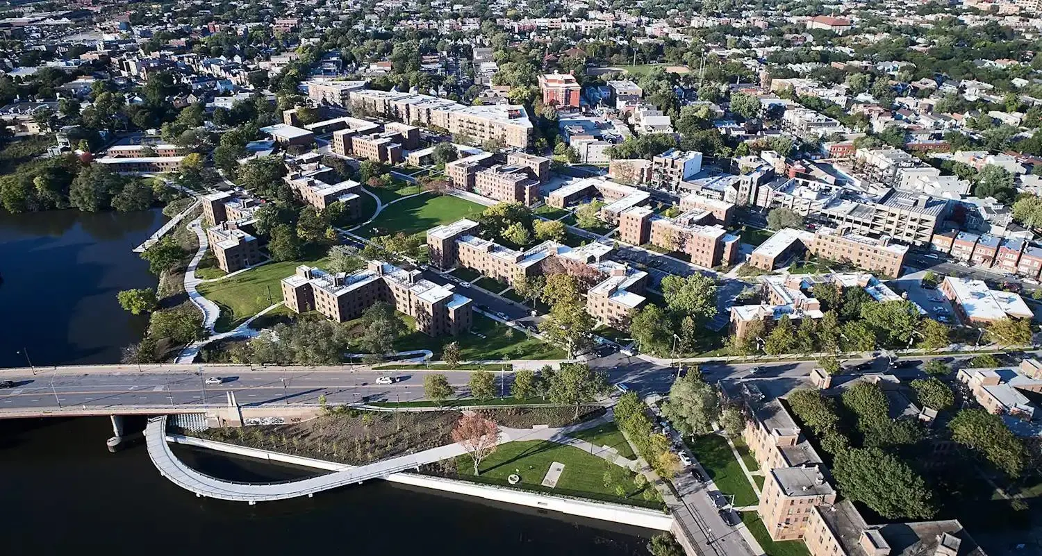 2755 N Hoyne Ave   60647 60647-Lathroop-unit#102-Chicago-IL