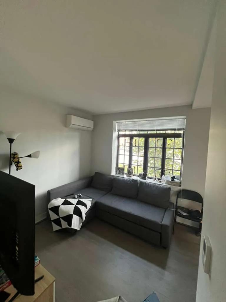 2755 N Hoyne Ave   60647 60647-Lathroop-unit#102-Chicago-IL