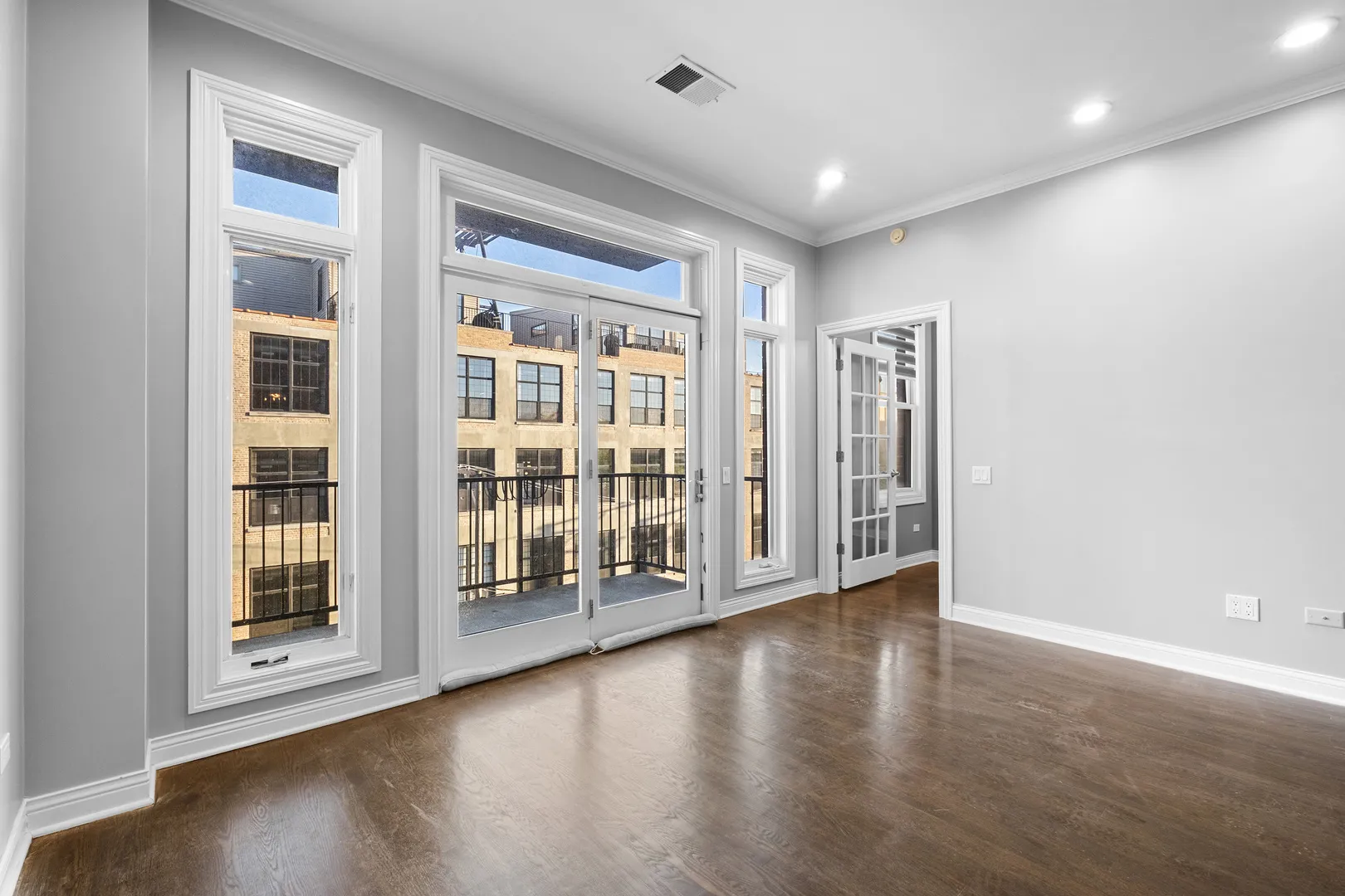 1355 W Washington Blvd   60607 60607-unit#4D-Chicago-IL
