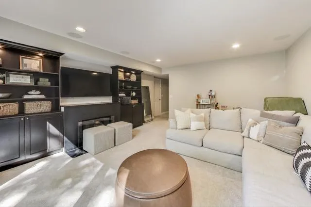 1533 N Cleveland Ave   60610 60610-unit#1s-Chicago-IL