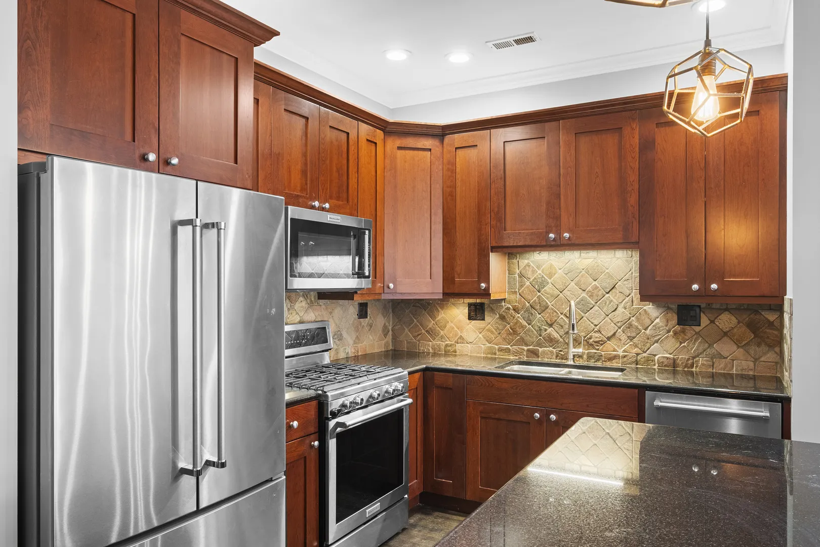 1355 W Washington Blvd   60607 60607-unit#4D-Chicago-IL