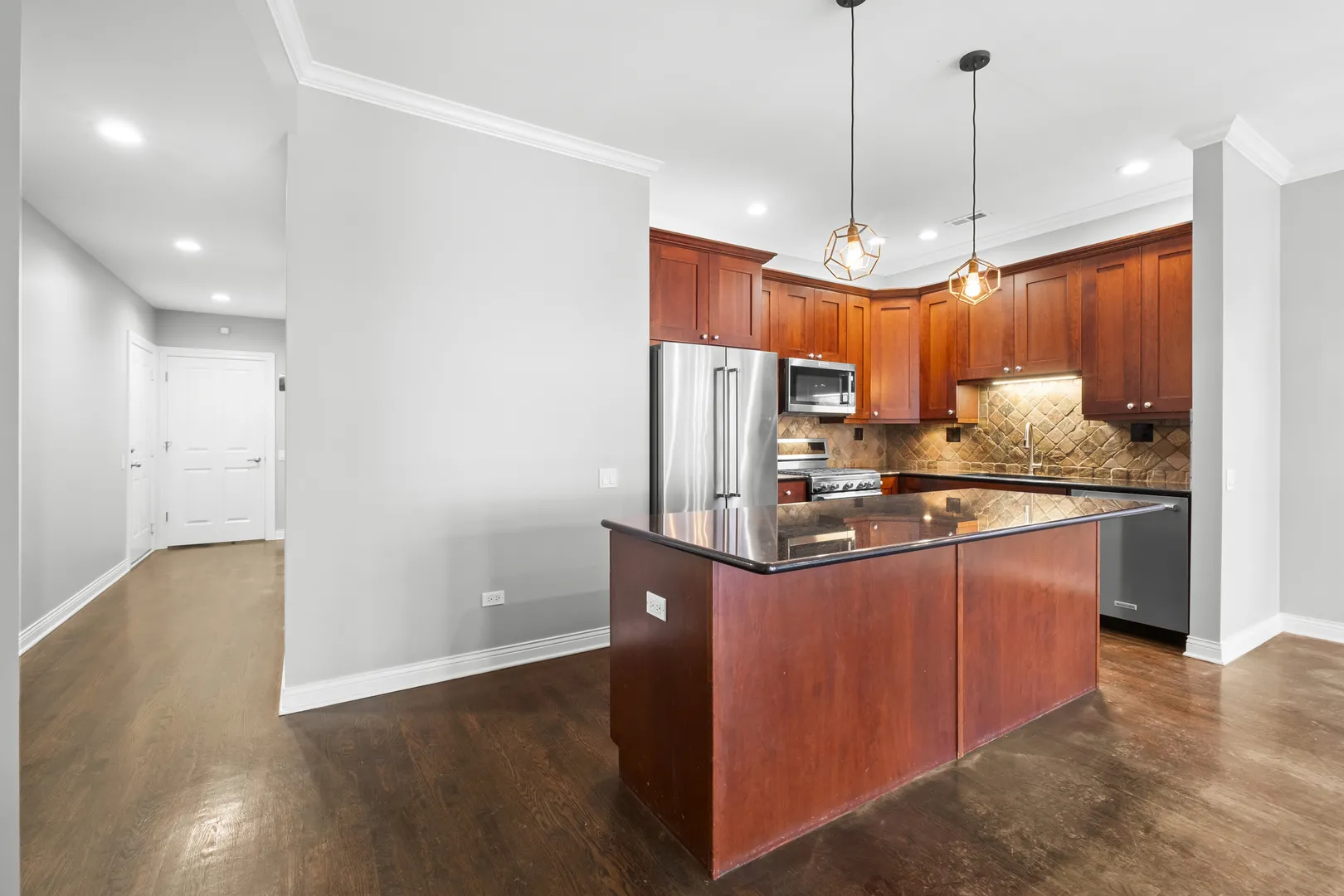 1355 W Washington Blvd   60607 60607-unit#4D-Chicago-IL