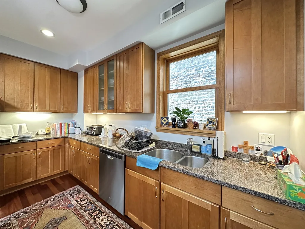 1437 W Olive, ,  60660 60660-unit#3-Chicago-IL