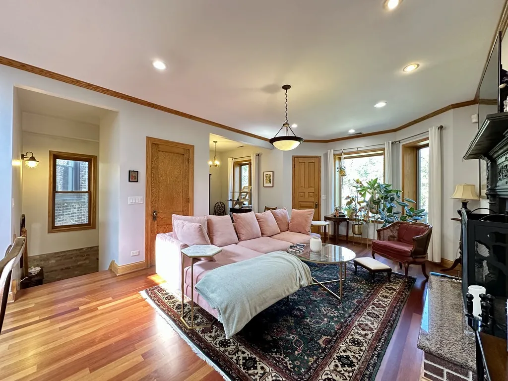 1437 W Olive, ,  60660 60660-unit#3-Chicago-IL