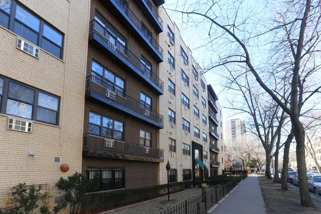 445 W Barry, , 60657 60657-unit#108-Chicago-IL