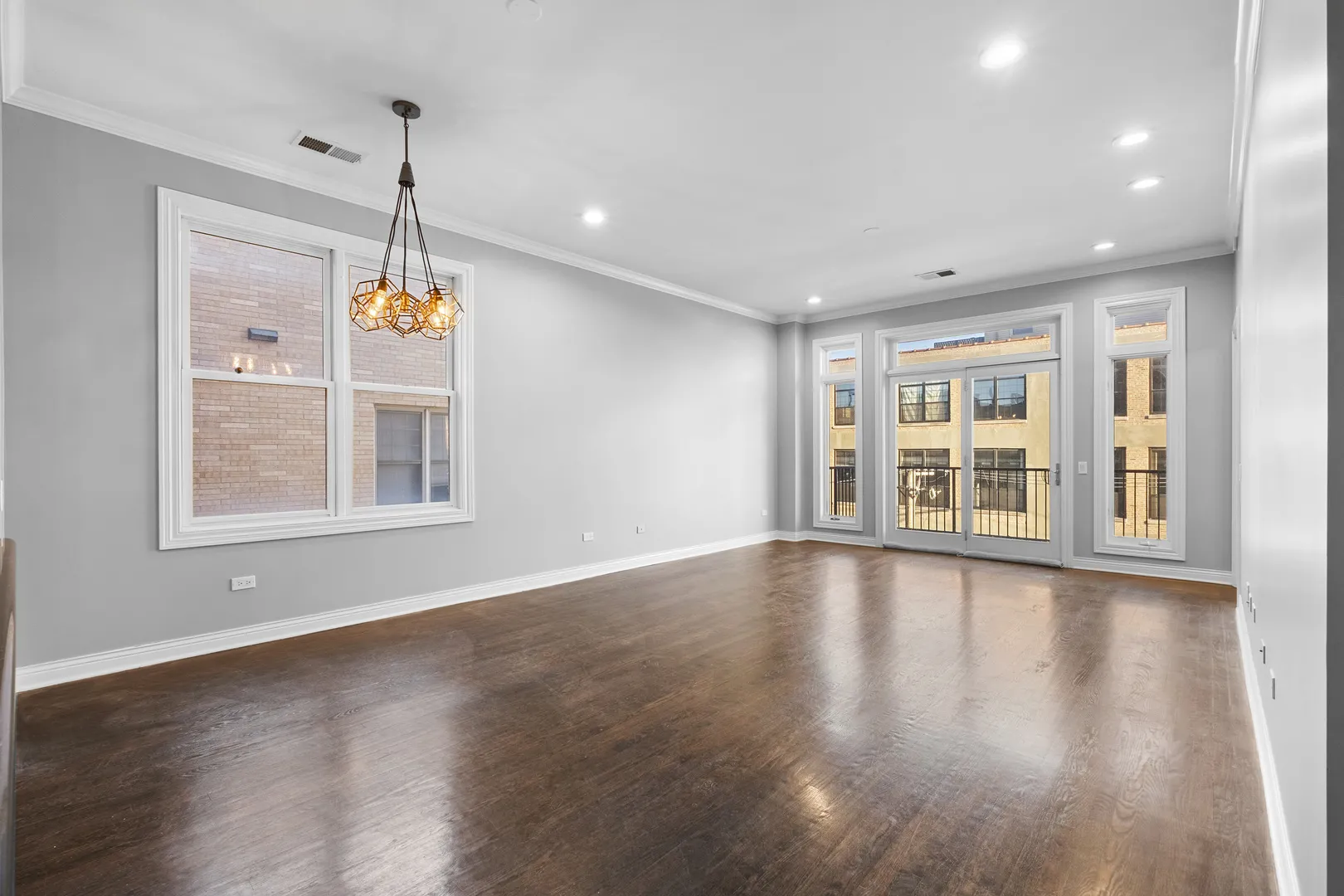 1355 W Washington Blvd   60607 60607-unit#4D-Chicago-IL