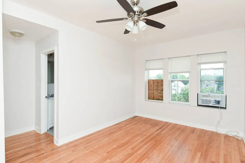 3356 W Montrose, , 60618 60618-unit#4-Chicago-IL