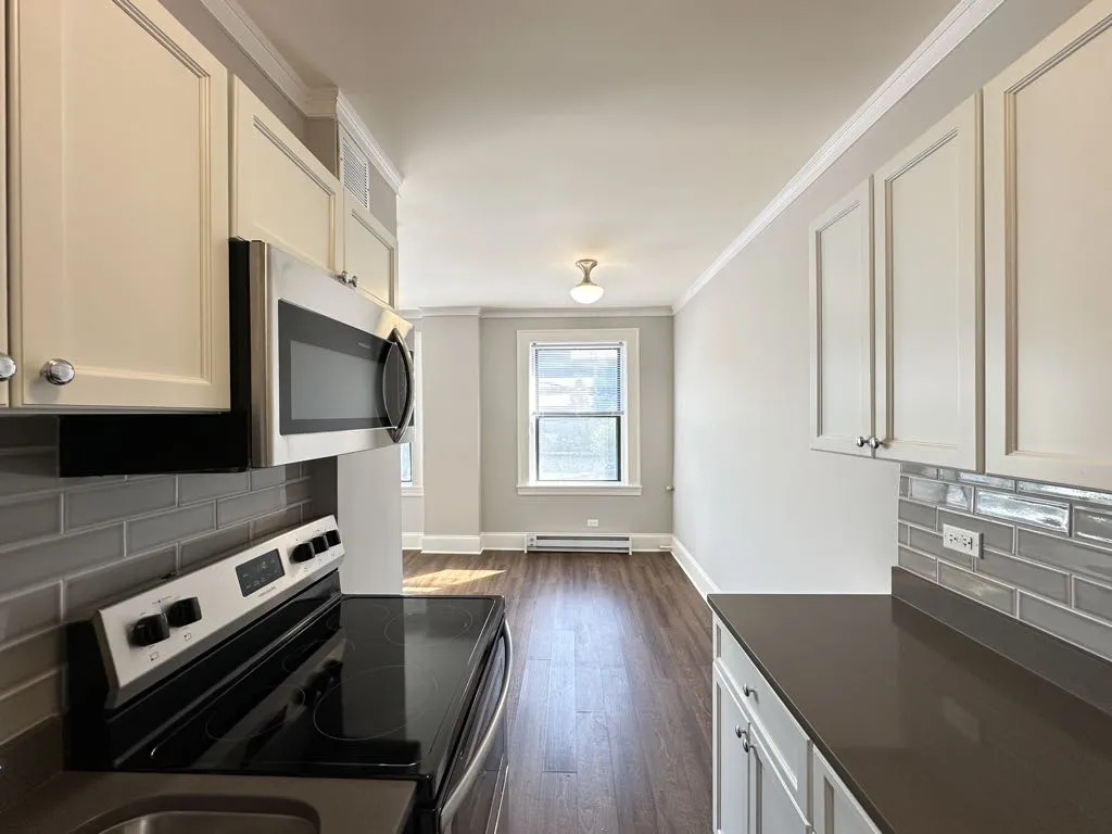 817 W Lakeside Place, ,  60640 60640-unit#311-Chicago-IL