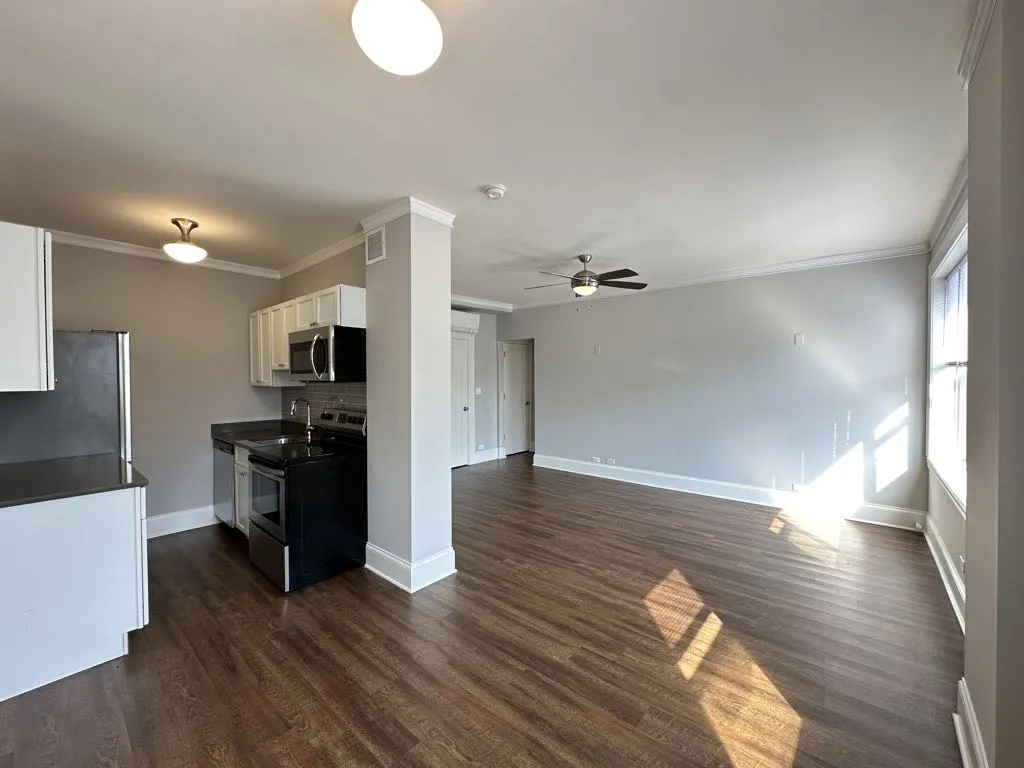 817 W Lakeside Place, ,  60640 60640-unit#311-Chicago-IL