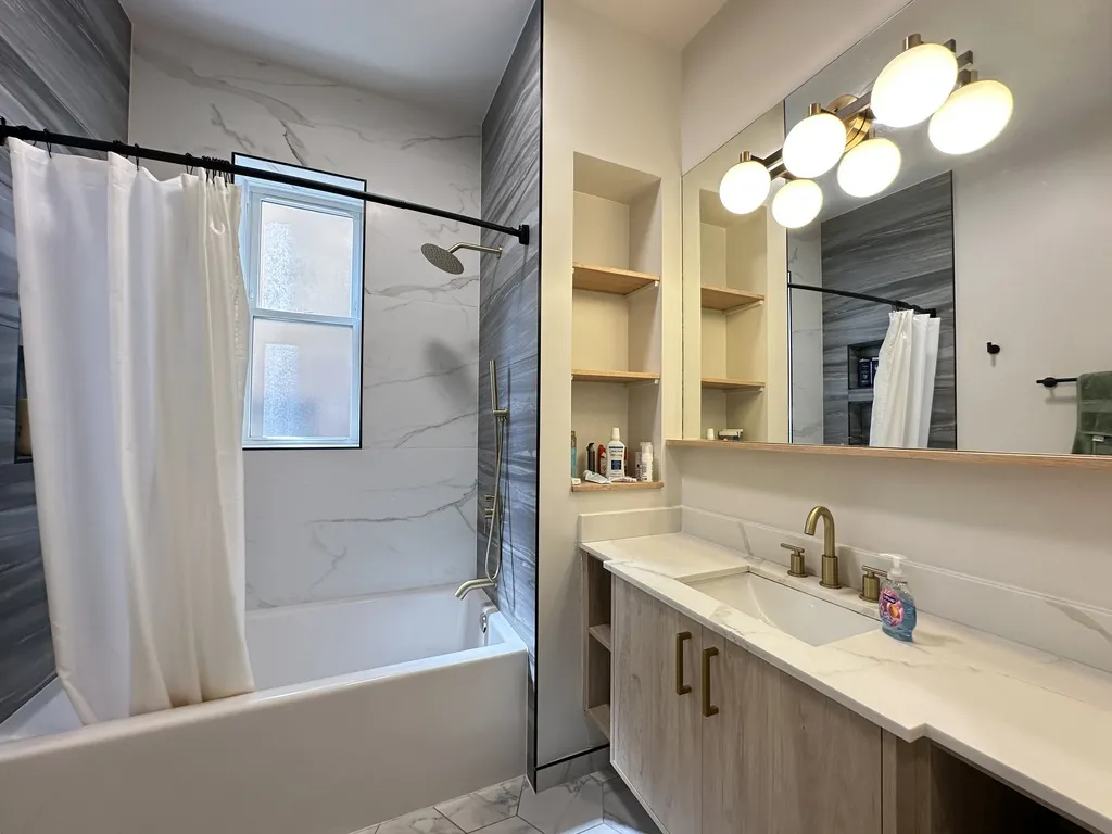 841 N Mozart, , 60622 60622-unit#F2-Chicago-IL