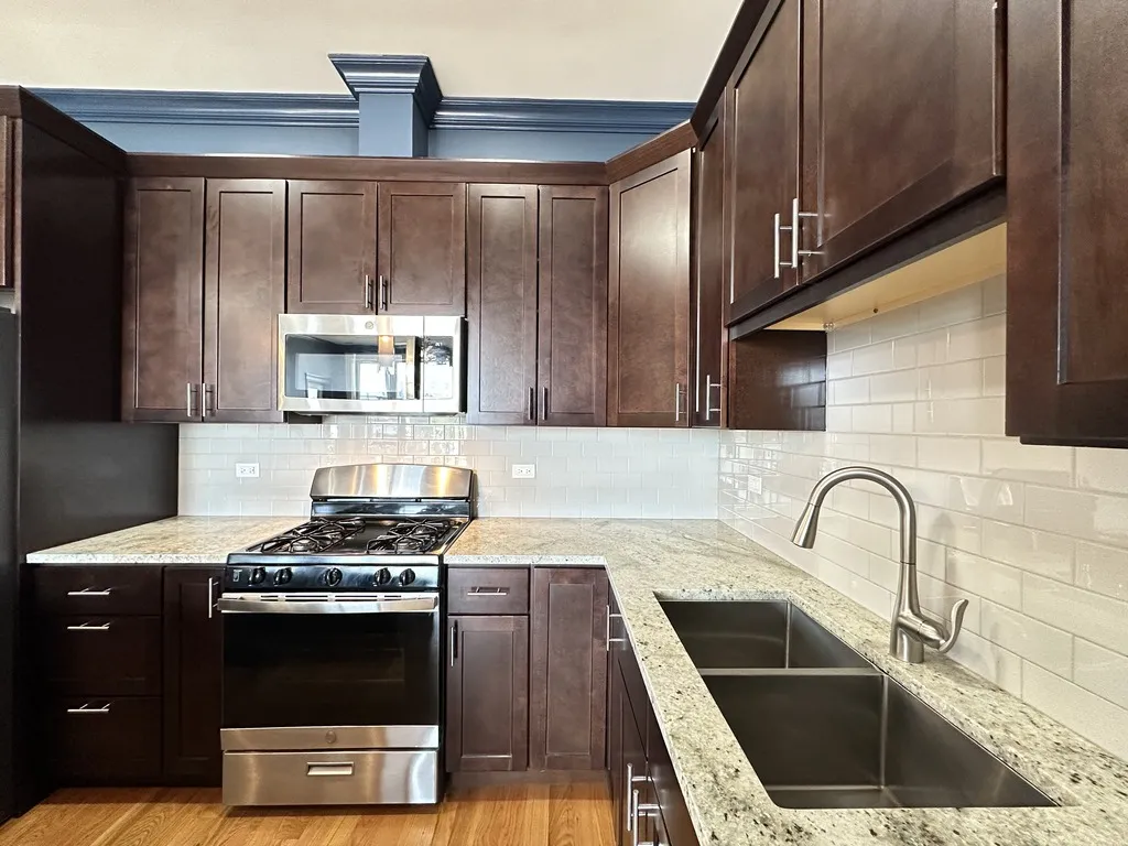 520 N Western, ,  60624 60624-unit#B5-Chicago-IL