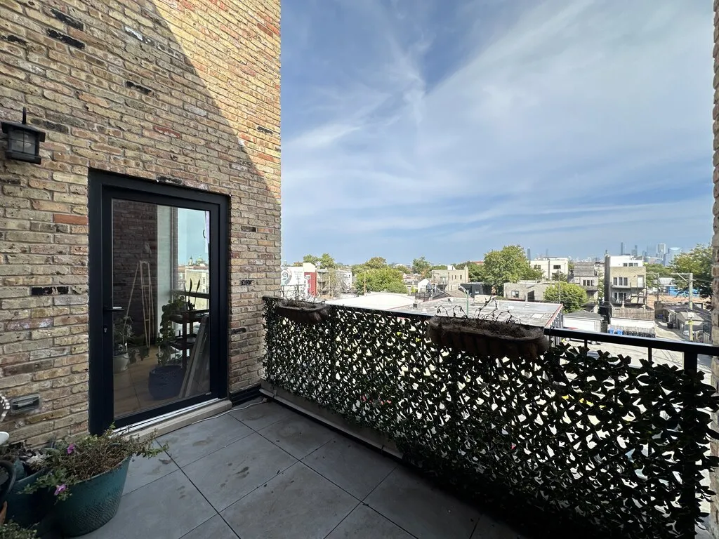 520 N Western, , 60624 60624-unit#B5-Chicago-IL