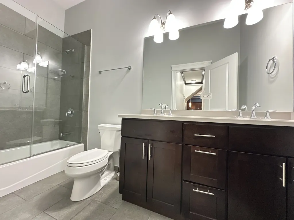 520 N Western, , 60624 60624-unit#B5-Chicago-IL
