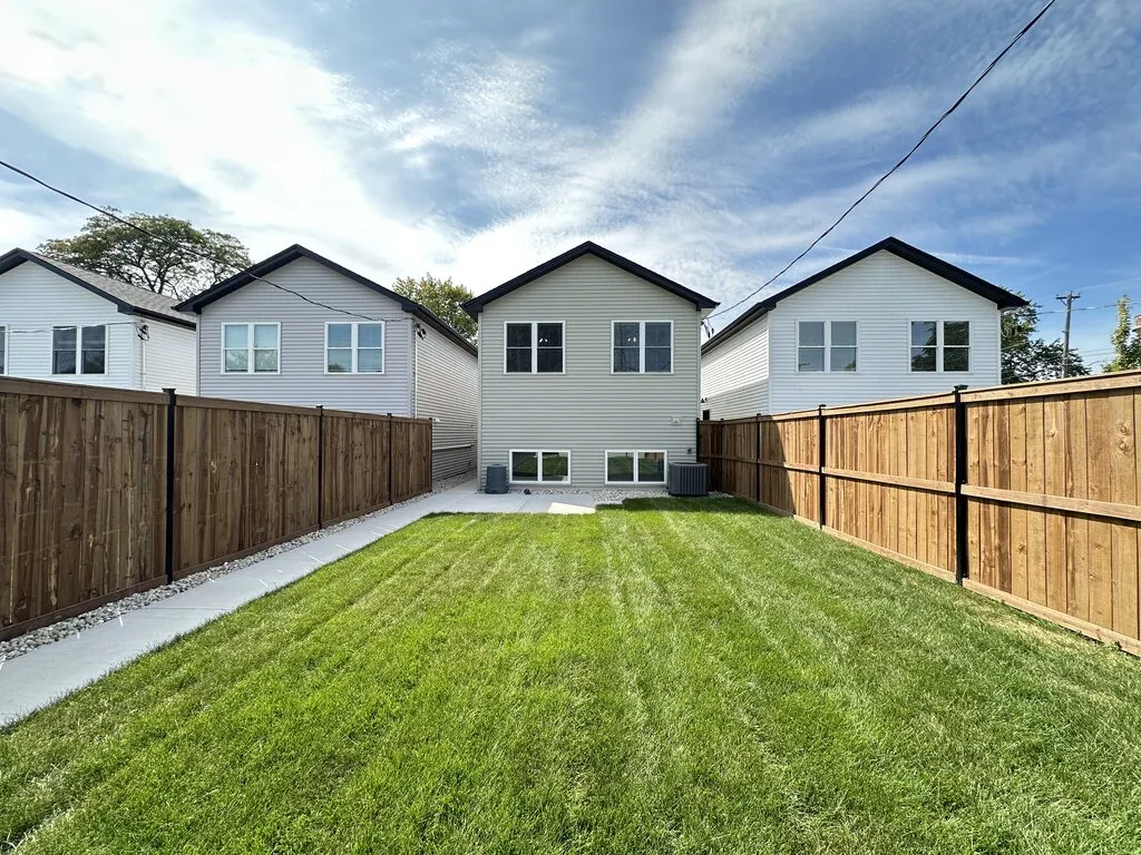 555 N Springfield, , 60624 60624-unit#SFH-Chicago-IL