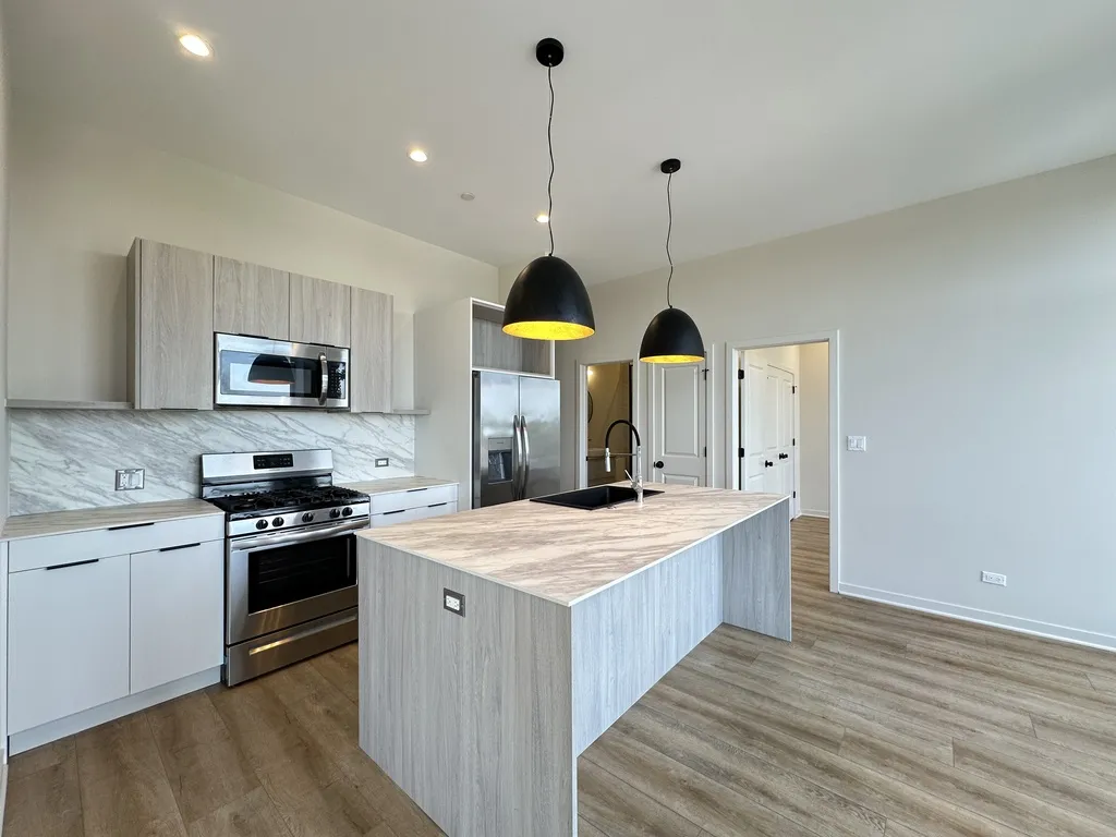 3207 N Narragansett, , 60634 60634-unit#401-Chicago-IL