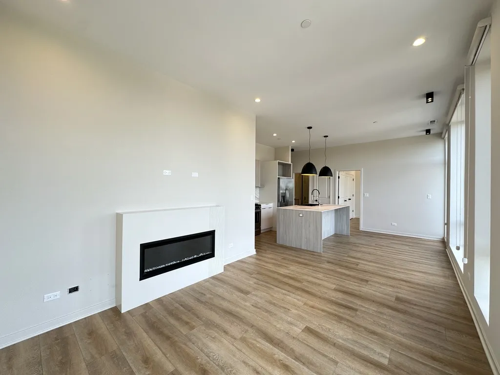3207 N Narragansett, , 60634 60634-unit#401-Chicago-IL