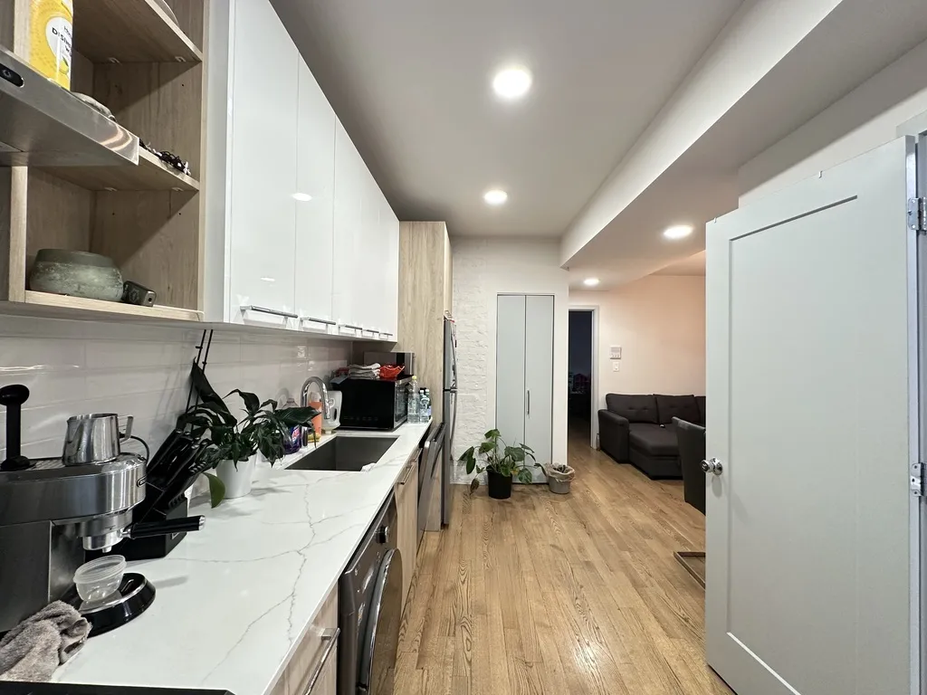 2437 W Walton, , 60622 60622-unit#R3-Chicago-IL