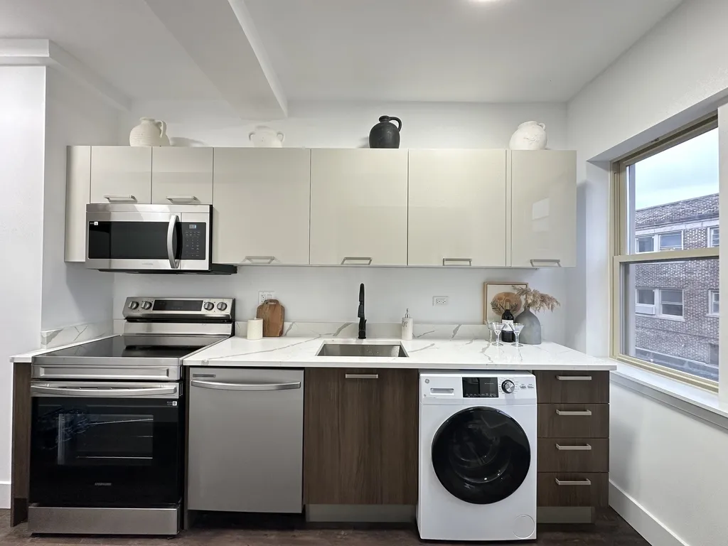 1553 W Hollywood, ,  60660 60660-unit#314-Chicago-IL